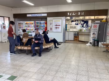 Photo of Ube Station | Near the ticket gates | Rest Spot 2