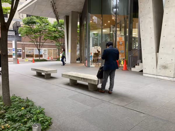 MARUZEN ジュンク堂書店 梅田店の入り口付近の写真3