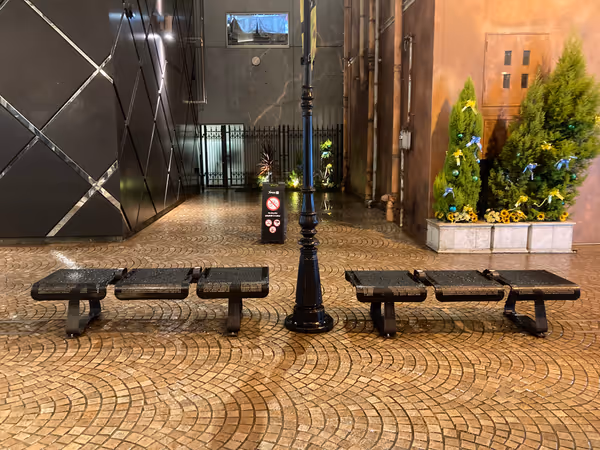 Photo of Osaka Umeda Station | Between the BEAUTRIUM and G-STAR RAW stores | Rest Spot 2