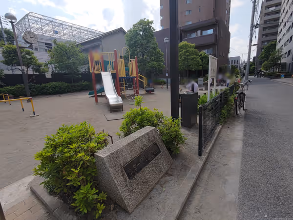 Photo of Nezu Station | Nezu 1-chome Children's Playground | Rest Spot 2