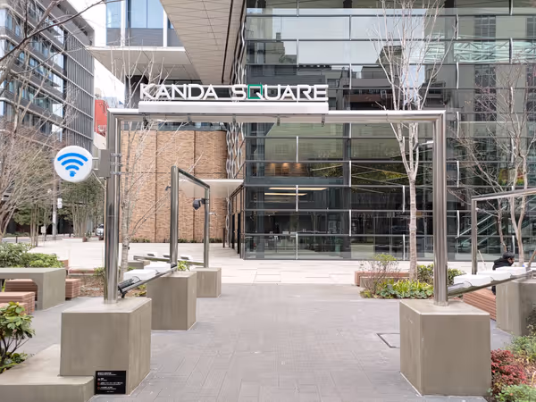 神田スクエア 北側広場の写真1
