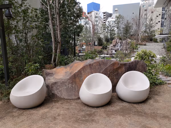 神田スクエア 芝生の広場の写真5