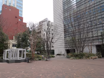 진보초역 긴산・시메타 공원의 휴식 장소 그 2