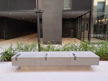 大手町站和田倉小徑的休息場所其五