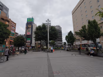 Rest Area at Koenji Station North Exit Plaza, Part 1