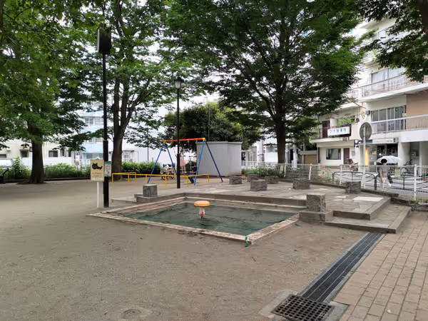 高円寺中央公園の写真3