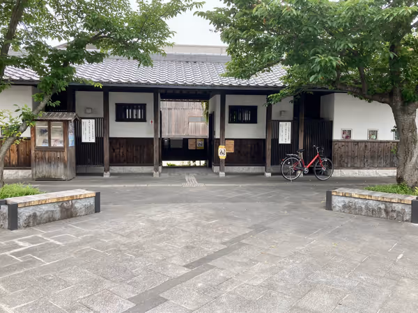 Photo of Banshu-Ako Station | Near the public restroom in front of the Breathing Well | Rest Spot 2
