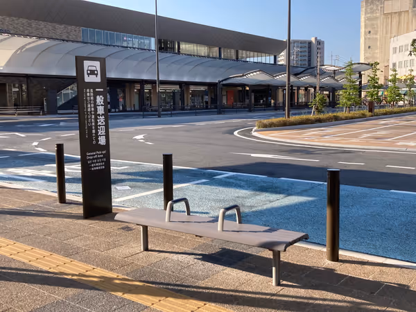 西口 ロータリー周辺の写真2