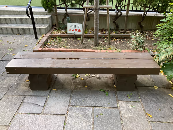 Photo of Hyogo Prefectural Government Building Station | Hyogo Prefectural Government Building Front Prefectural Oasis | Rest Spot 1