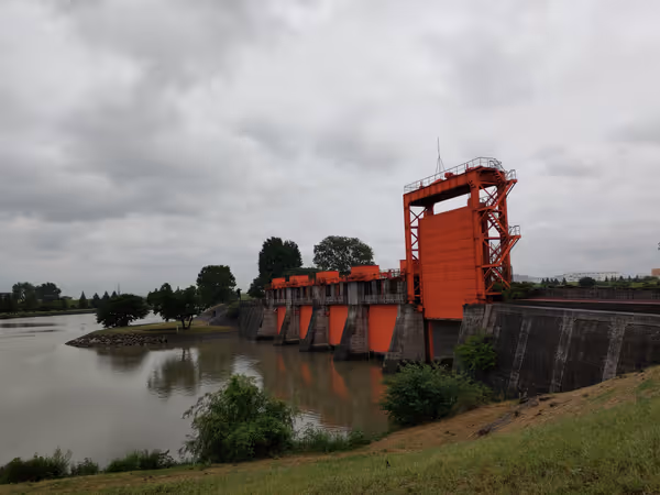 Photo of Shimō Station | Nakanoshima Arakawa Akamizu Gate Green Space | Rest Spot 1