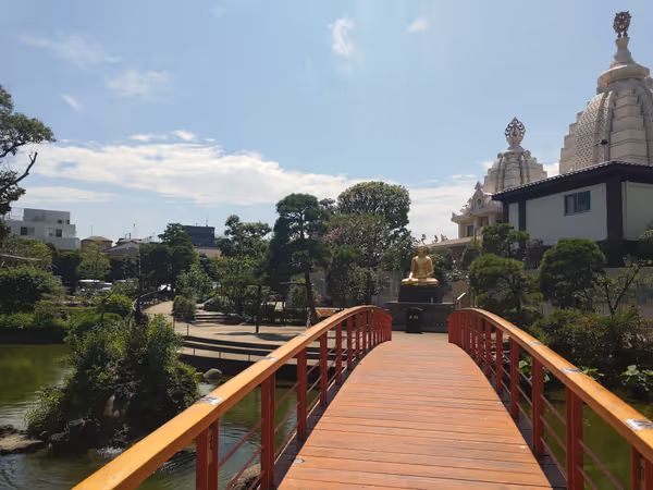 Foto de 川崎大師 鶴の池付近 3