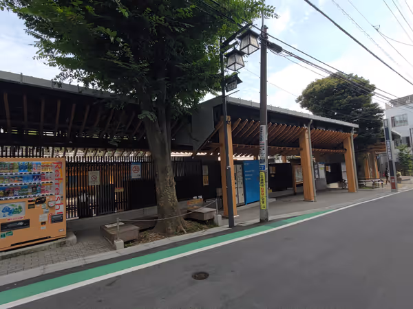 西口駅前の写真3