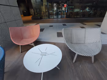 우치사이와이초역 히비야 센트리움 접근로의 휴식 공간 그 5