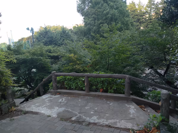 Photo of Yotsuya Station | Sotobori-dori, Minami-Hon-shiocho Intersection Near | Rest Spot 2