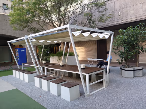 Foto von ヒビコクテラス 4