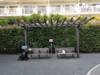 五反田車站大崎公園的休息場所其三