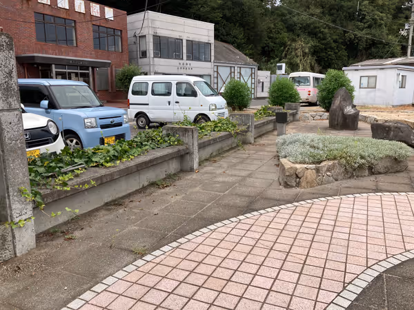 塩飽諸島 本島 泊港 観光案内所付近の写真4