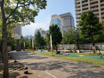 五反田駅大崎光の滝公園の休憩場所その3