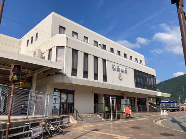 改札口付近 待合室の写真4