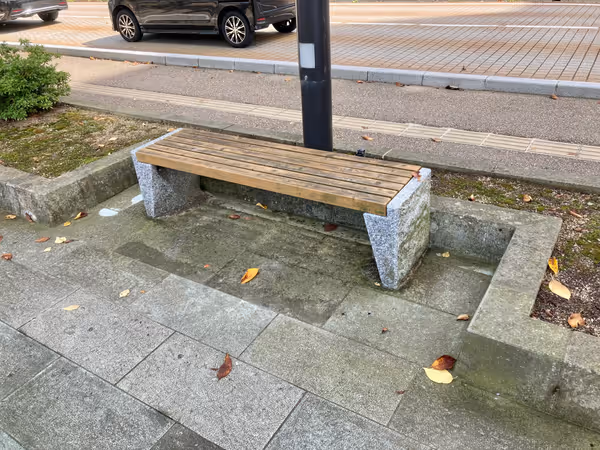 福井城跡 お堀端(JA福井県農業会館前)の写真3