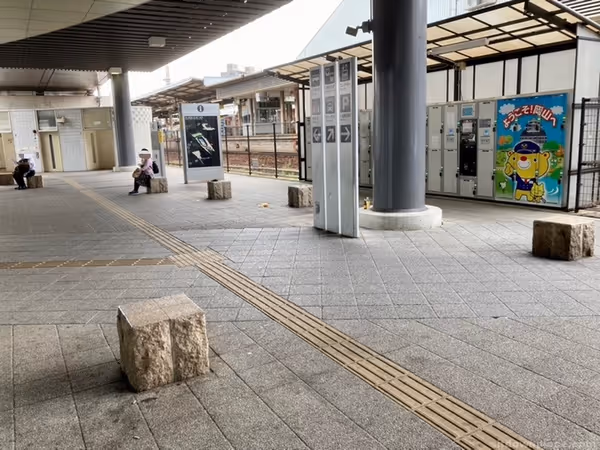 Photo of Okayama Station | West Exit, 1st Floor Coin Locker Area | Rest Spot 1