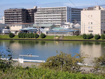 戸田公園駅荒川土手 戸田公園西端付近の休憩場所その3
