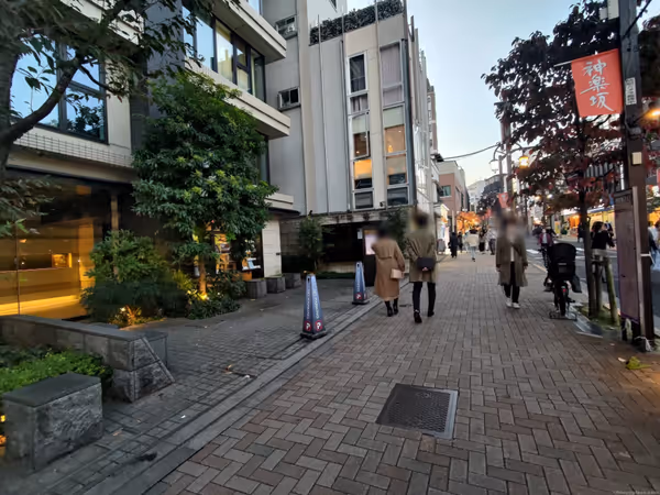 Photo of Ushigome-Kagurazaka Station | Kobo-chan Statue Near | Rest Spot 2