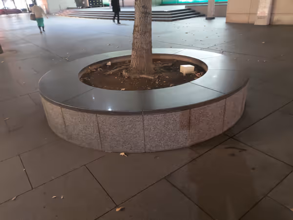 Photo of Kyū-Kyoryuchi/Daimaru-mae Station | Sumitomo Mitsui Banking Corporation | Rest Spot 2