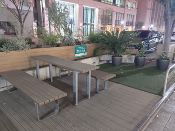 Rest area near Sannomiya-Hanadokeimae Station KOBE Parklet, Flower Road - Part 3