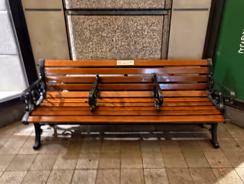 Rest Area 3 on the West Kokusai Street side of Daimaru, Former Settlement/Daimaru-mae Station