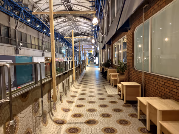 三FストリートEASTの写真5