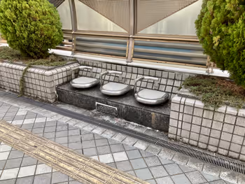 Photo of Nagoya Dome-mae Yada Station | Bantelin Dome Nagoya Pedestrian Bridge | Rest Spot 3