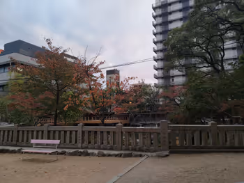 三宮駅生田神社 生田の池の休憩場所その4