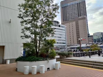 神戸三宮駅グランパティオの休憩場所その3