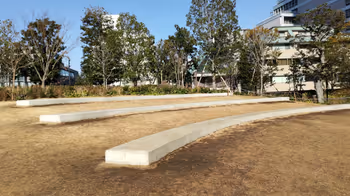 Rest area at the Komorebi Plaza in Yotsuya Station, part 2