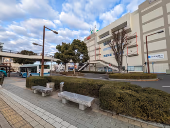 下館駅北口ロータリーの休憩場所その1