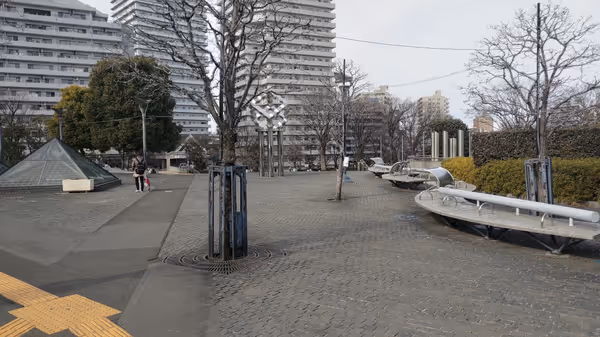 リリアパーク 西口側の写真1