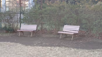 板橋区役所前駅加賀二丁目公園の休憩場所その2