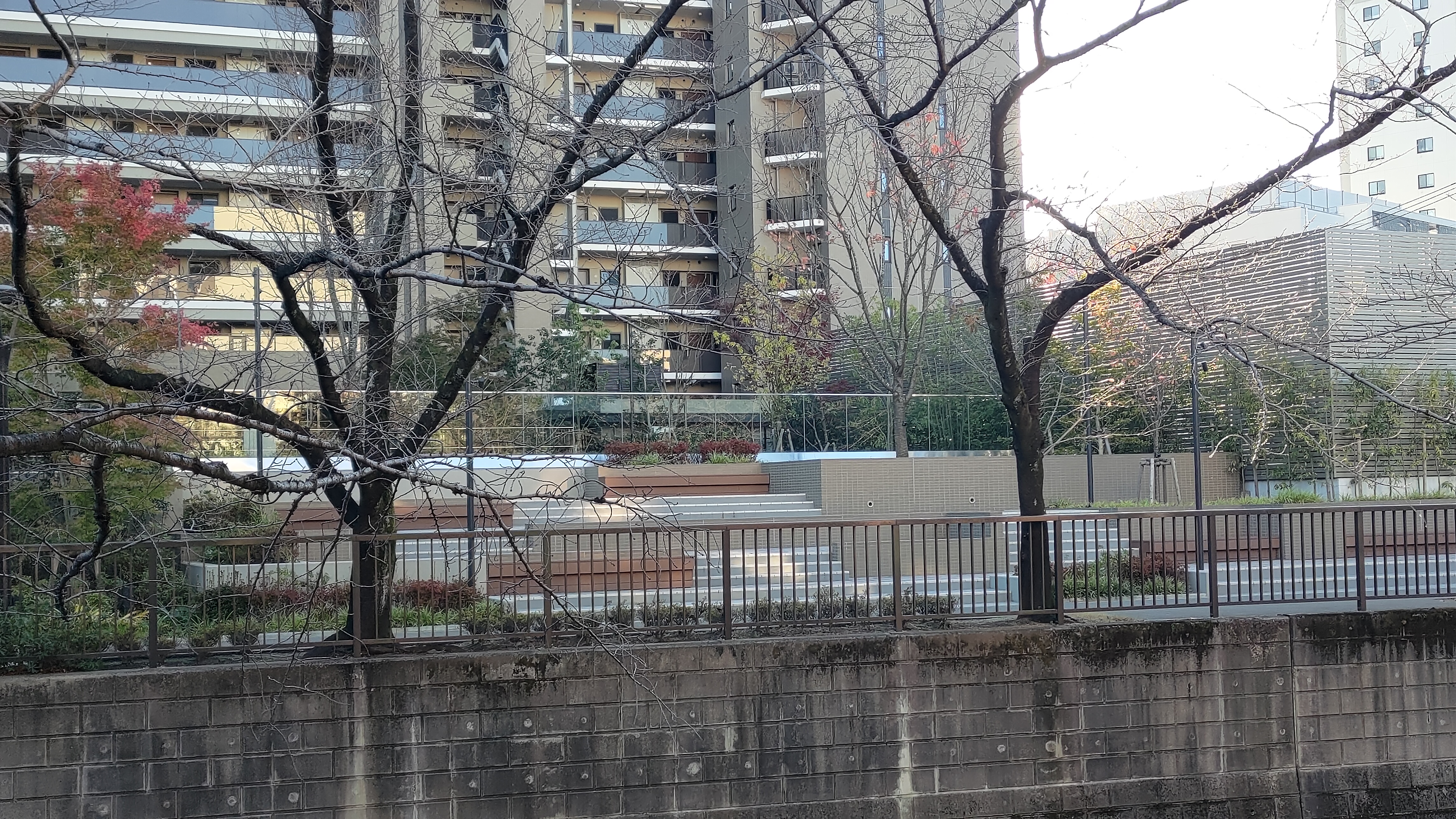 Photo of Shin-Itabashi Station | Atlas Kaga Green Space Plaza | Rest Spot 1