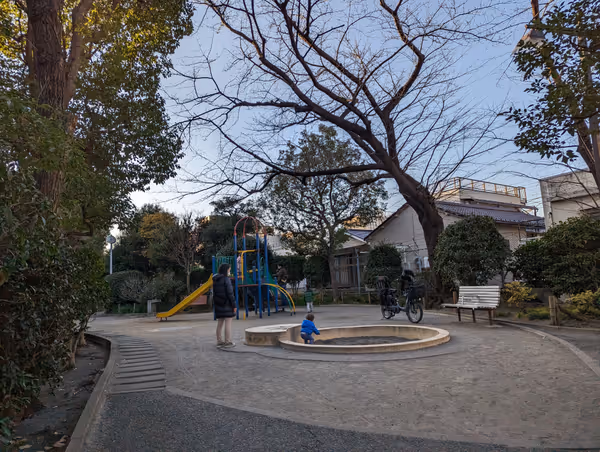 Photo de 西大井広場公園(立会道路側) 4