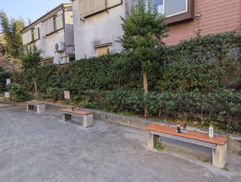 【荏原中延駅】中三いこいの広場の休憩場所