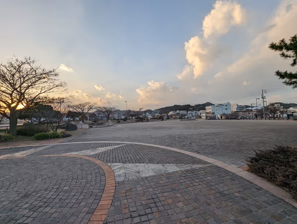 Photo of Uno Station | Statue of the Goddess of Love Near | Rest Spot 2