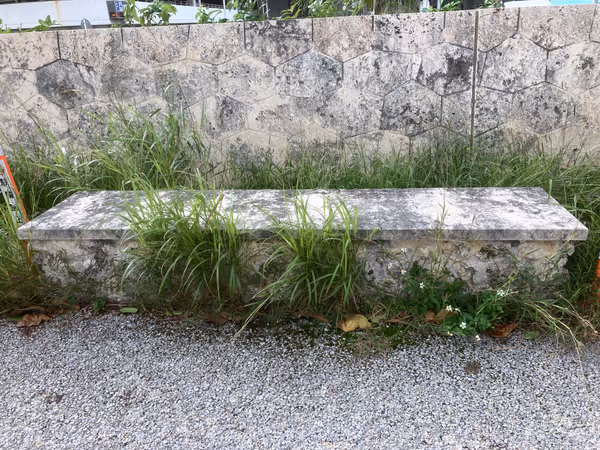 国道332号線沿い(赤嶺駅方面)の写真3