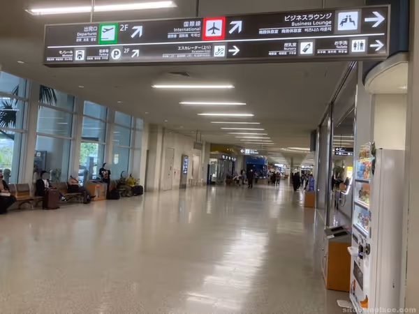 Photo of Naha Airport Station | Naha Airport 1F Domestic Arrivals Gate B Elevator Near | Rest Spot 1