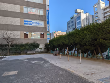 东阳町站东阳四丁目第2公寓游园的休息场所 其1