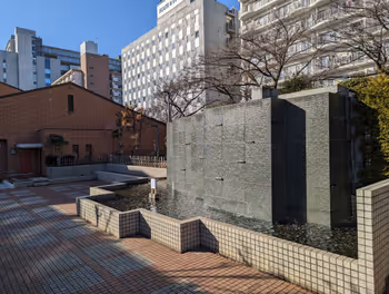 Rest area at Toyocho Station Community Plaza, part 4