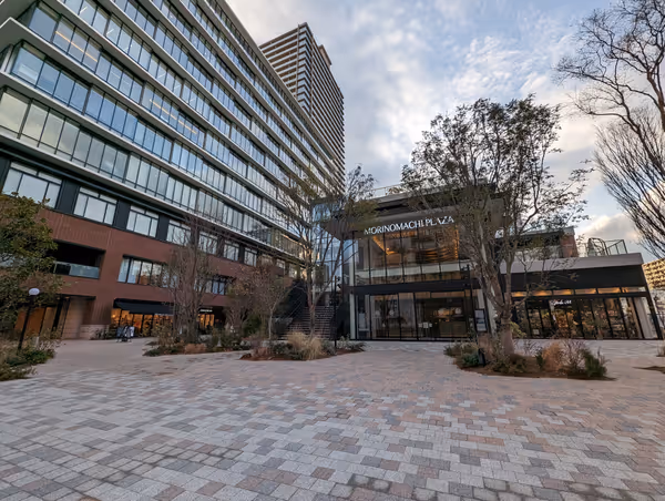 Photo of Okayama Station | Mori no Machi Grace - Morinomachi Plaza Rooftop | Rest Spot 1