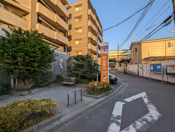 川崎大師海岸郵便局横の写真1