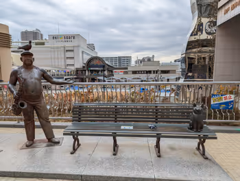 Rest area on the deck of Seishin-Chuo Station Plenty Plaza Part 3