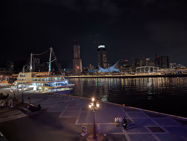 Photo of Minato Motomachi Station | Harborland Mosaic Seaside Plaza | Rest Spot 5